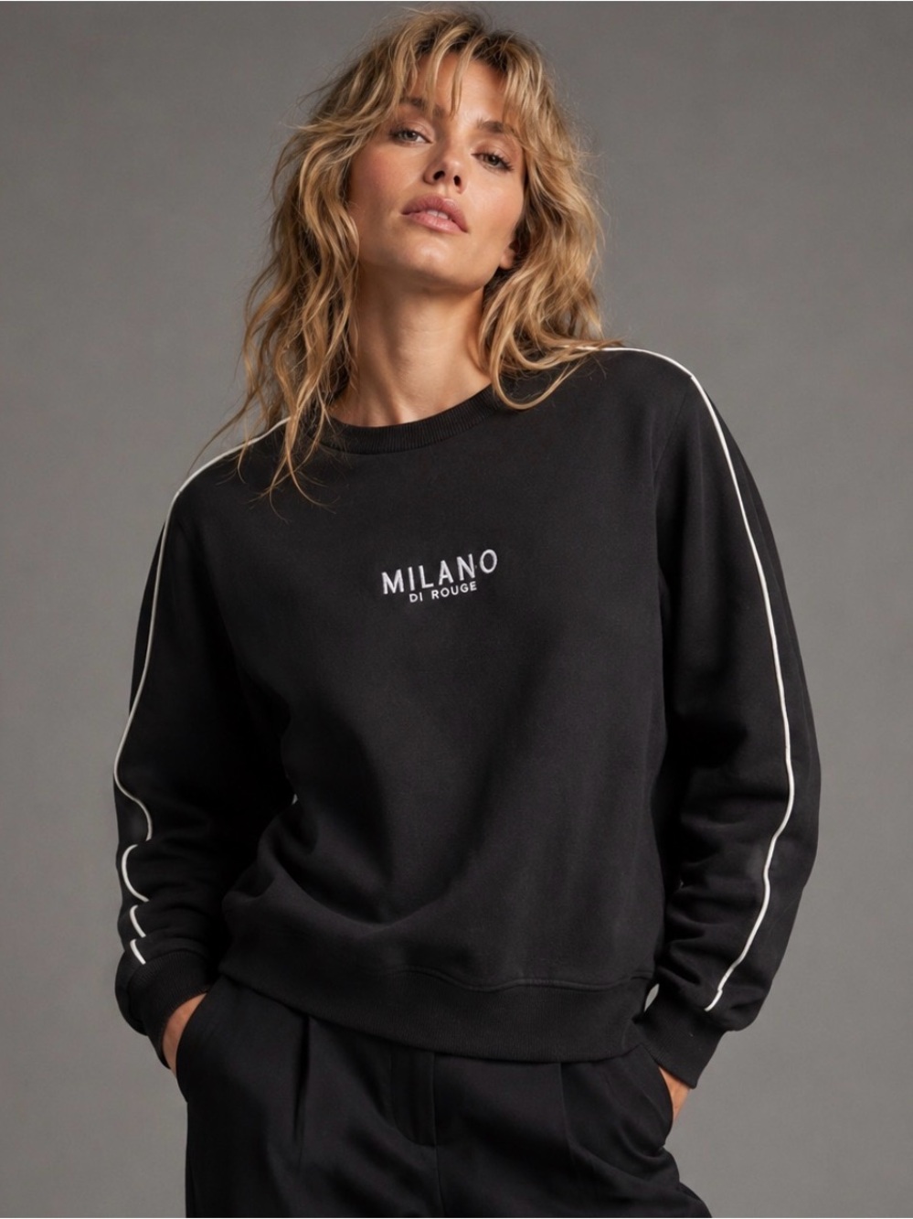 MILANO DI ROUGE Womens XS Black Logo Crewneck Sweatshirt